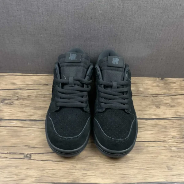 NK SB Dunk Black and Black