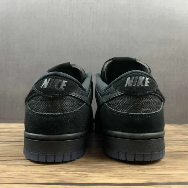 NK SB Dunk Black and Black