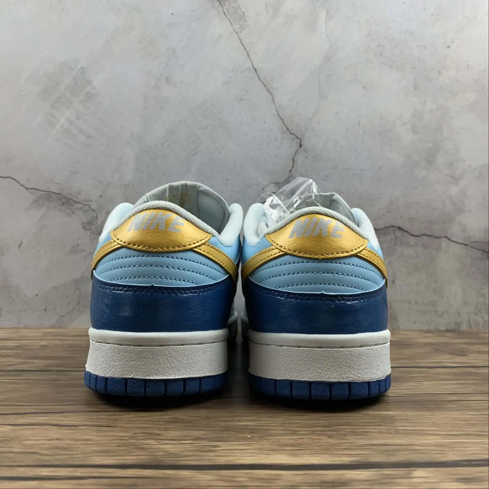 NK SB Dunk GS - Imagen 4