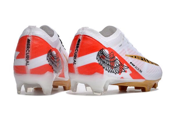 Nike-Air-Zoom-Mercurial-Vapor-15-Elite-XXV-FG-en-colores-blanco-negro-y-rojo-aguila-3.jpg Nike Air Zoom Mercurial Vapor 15 Elite XXV FG en colores blanco, negro y rojo (aguila)