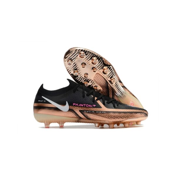 Nike-Phantom-GT-Elite-AG-PRO-negro-blanco-dorado-y-rosa.jpg Nike Phantom GT Elite AG-PRO negro, blanco, dorado y rosa.