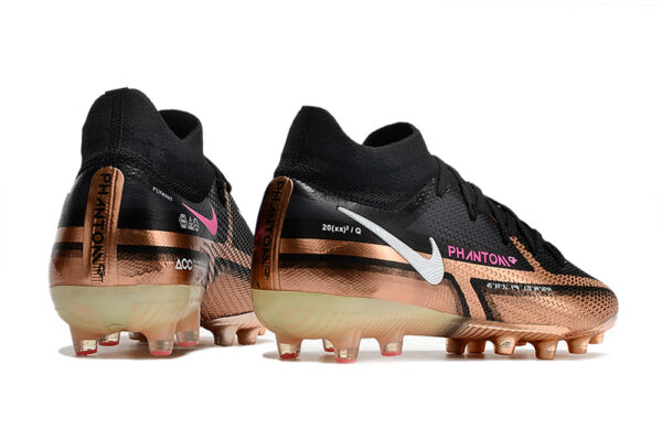 Nike-Phantom-GT-Elite-Dynamic-Fit-AG-PRO-negro-blanco-dorado-y-rosa-3.jpeg Nike Phantom GT Elite Dynamic Fit AG-PRO negro, blanco, dorado y rosa.