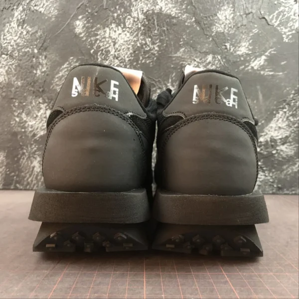 SACAI-Black-4.webp SACAI Black