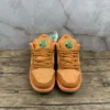 SB-Dunk-QS-Orange-3.webp SB Dunk QS Orange