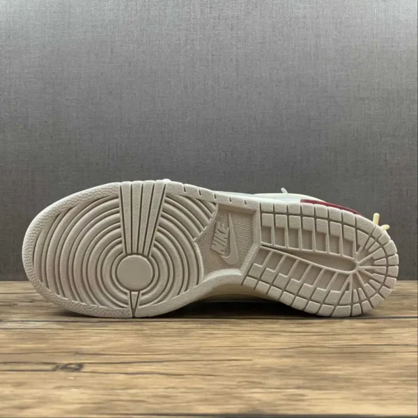 SB-Dunk-Sail-_-Neutral-Grey-Pale-Ivory-2.webp SB Dunk Sail and Neutral Grey Pale Ivory