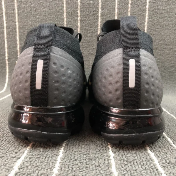 VAPORMAX-FLYKNIT-Black-Golden-4.webp VAPORMAX FLYKNIT Black Golden