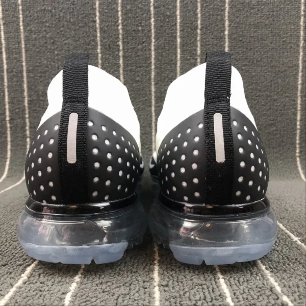 VAPORMAX-FLYKNIT-White-4-1.webp VAPORMAX FLYKNIT White 1