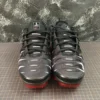 VAPORMAX-PLUS-Black-Red-3.webp VAPORMAX PLUS Black Red