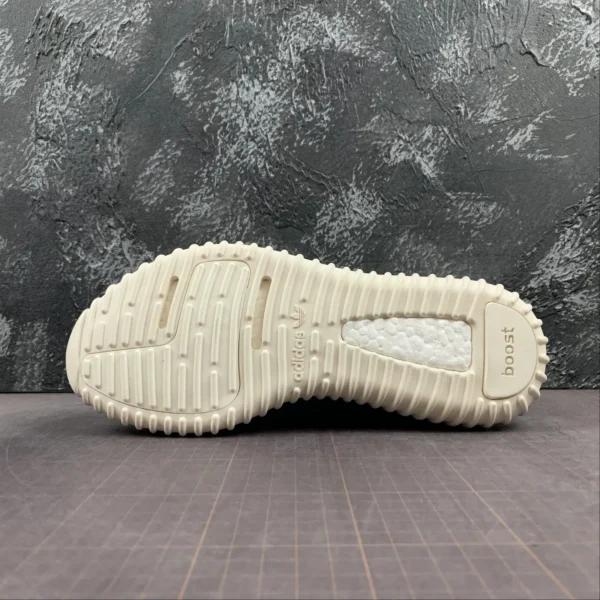 Y33zy-350-Turtle-2.webp Y33zy 350 Turtle