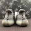 Y33zy-350-V2-Grey-Line-2.webp Y33zy 350 V2 Grey Line