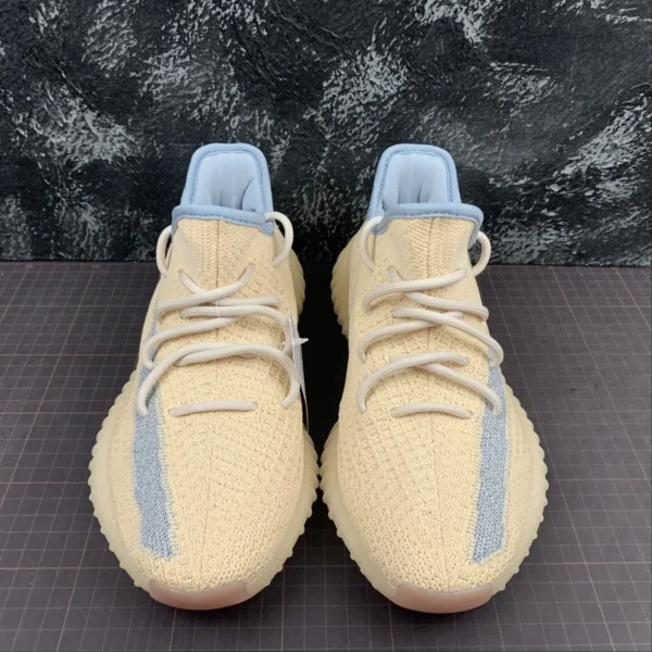 Y33zy-350-V2-Originals-Colors-2.webp Y33zy 350 V2 Originals Colors