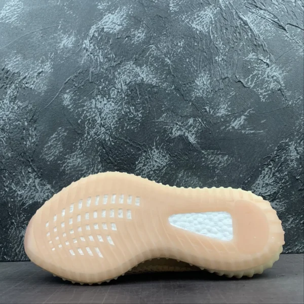 Y33zy-350-V2-Originals-Colors-4.webp Y33zy 350 V2 Originals Colors