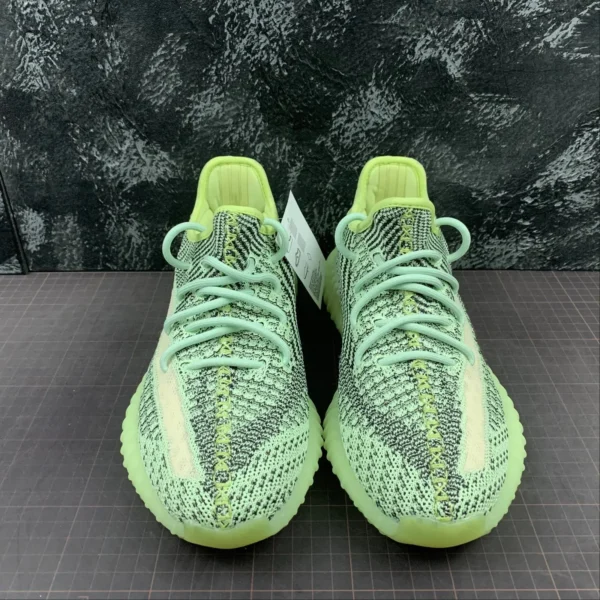 Y33zy-350-V2-Yeglfr-3.webp Y33zy 350 V2 Yeglfr