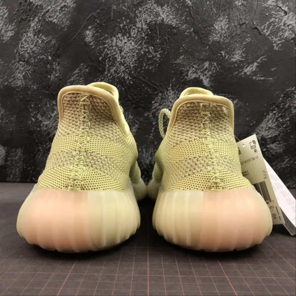 Y33zy-350-V3-Light-Yellow-2.webp Y33zy 350 V3 Light Yellow