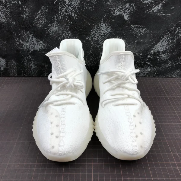 Y33zy-350-V3-White-Original-3.webp Y33zy 350 V3 White Original