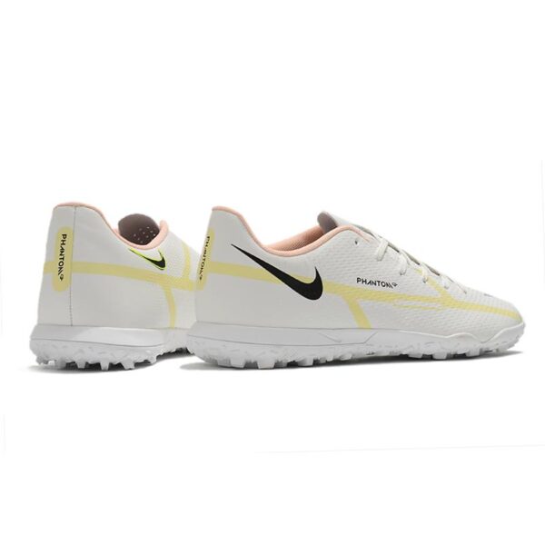 Nike Phantom GT2 Club TF