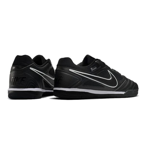 Supreme x Nike SB Gato