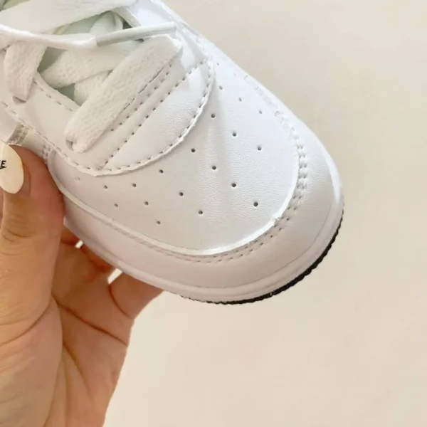nike-air-force-white-smile-363387.webp AF1 Kids White Smile