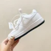 nike-air-force-white-smile-881057.webp AF1 Kids White Smile
